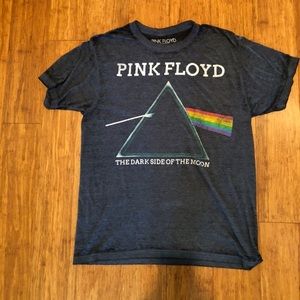 Pink Floyd shirt